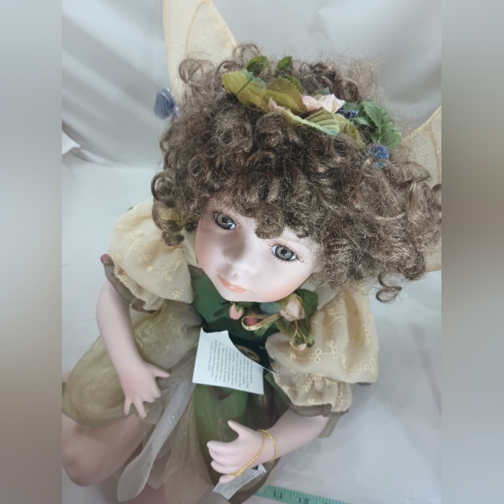 Geppeddo Collector Numbered Series Bisque Porcelain Doll Fairy Jasmine - Picture 11 of 14